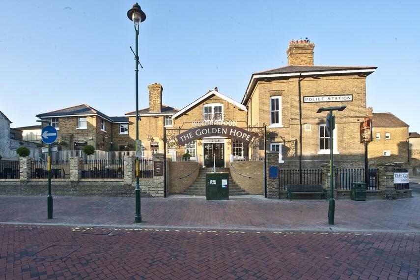 The Golden Hope Wetherspoon Hotel Sittingbourne Ngoại thất bức ảnh